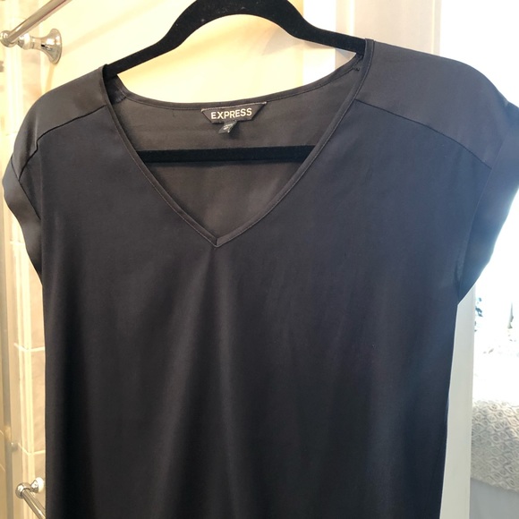 Express Blouse - Picture 2 of 3